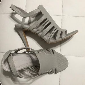 Lauren Conrad heels size 6 New